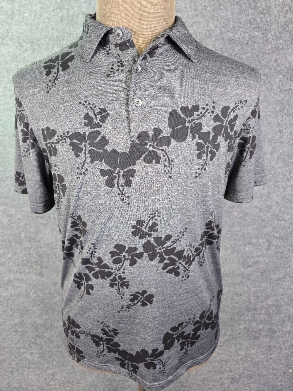 Reyn Spooner Limited Issue Performance Golf Polo Grey Floral Hibiscus Men’s M